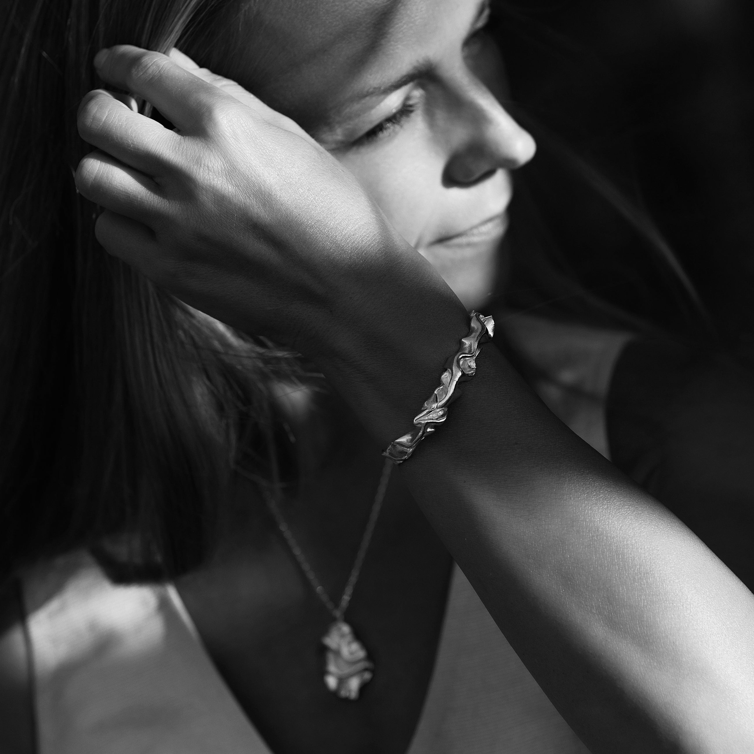 Paauksuota sidabrinė apyrankė "Stormy Ocean"