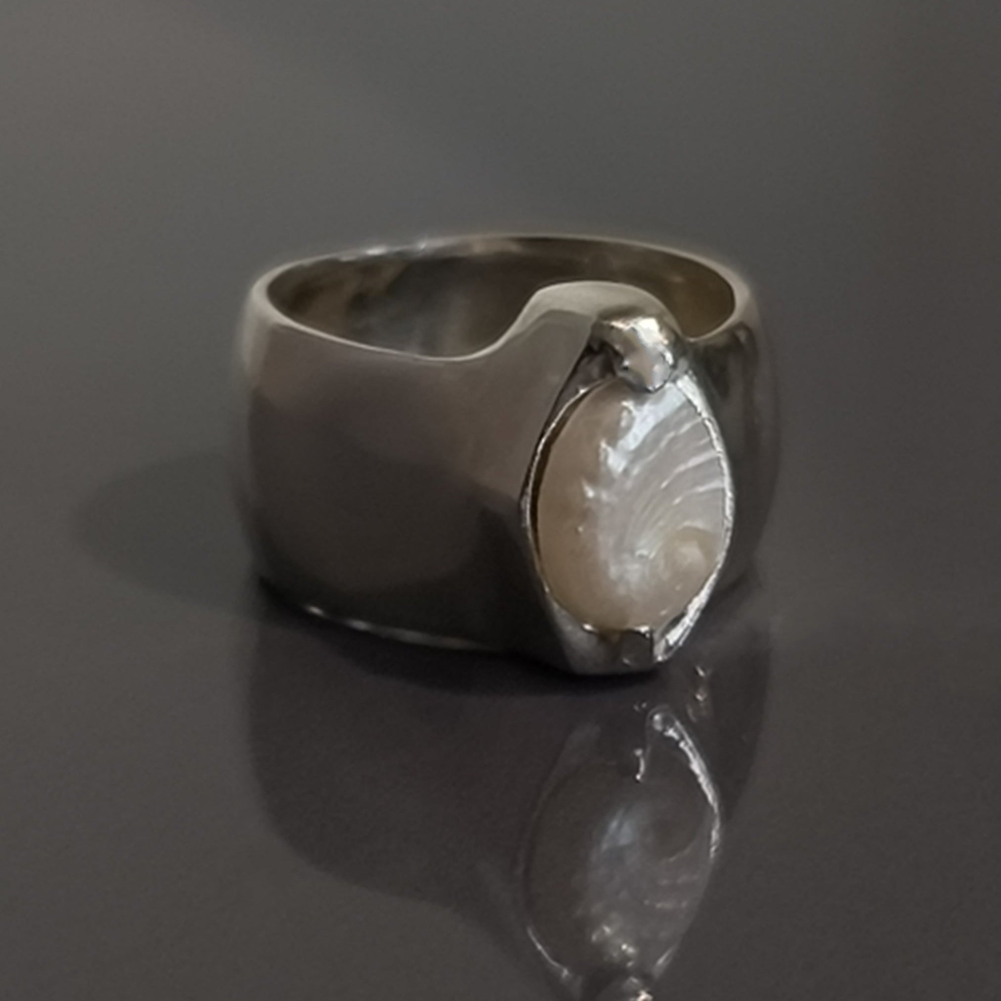 Silver Ring "Sea Bean"