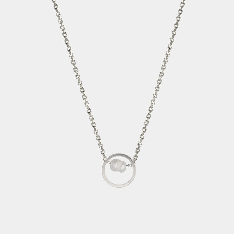 Silver Necklace with Pearl "Pearl Diver"