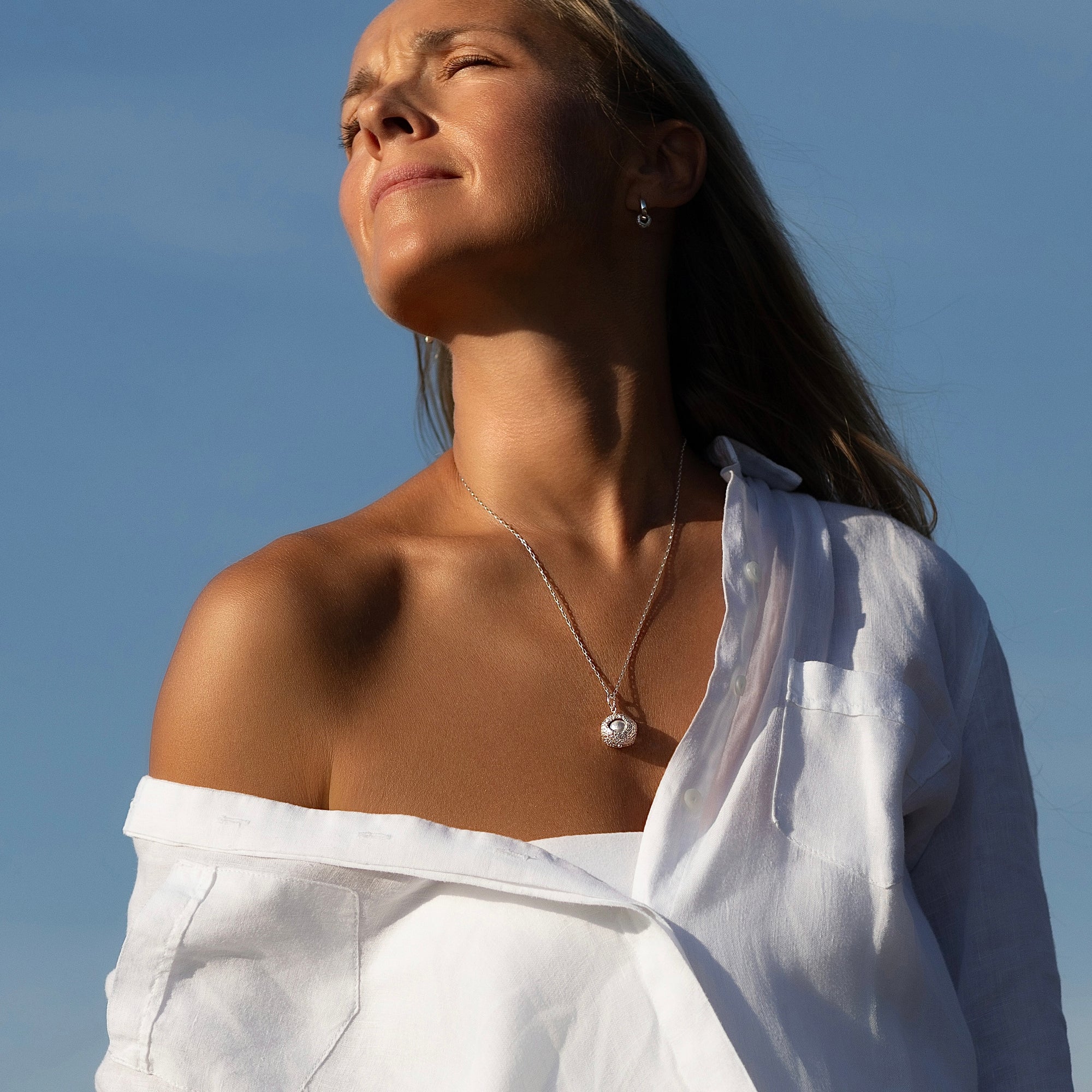 Silver Necklace  with Pearl "Hide Freshwater"