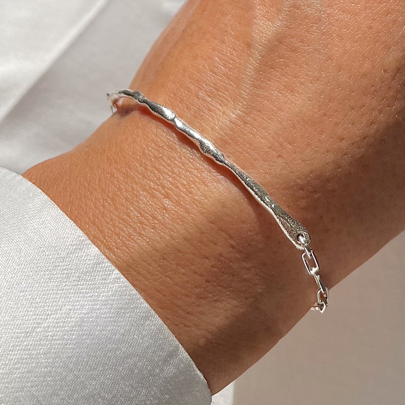 Paauksuotų sidabrinių apyrankių rinkinys "Thick Handcrafted"
