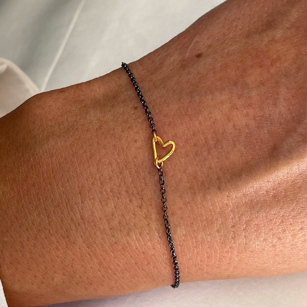 Gold Plated / Oxidized Silver Bracelet "Miniature Heart"