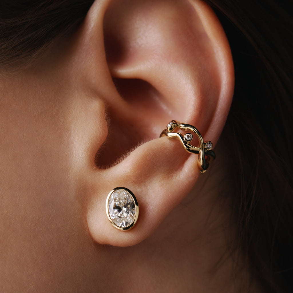 Geltono aukso auskaras su deimantais „Bare Souls. Double-Thread“