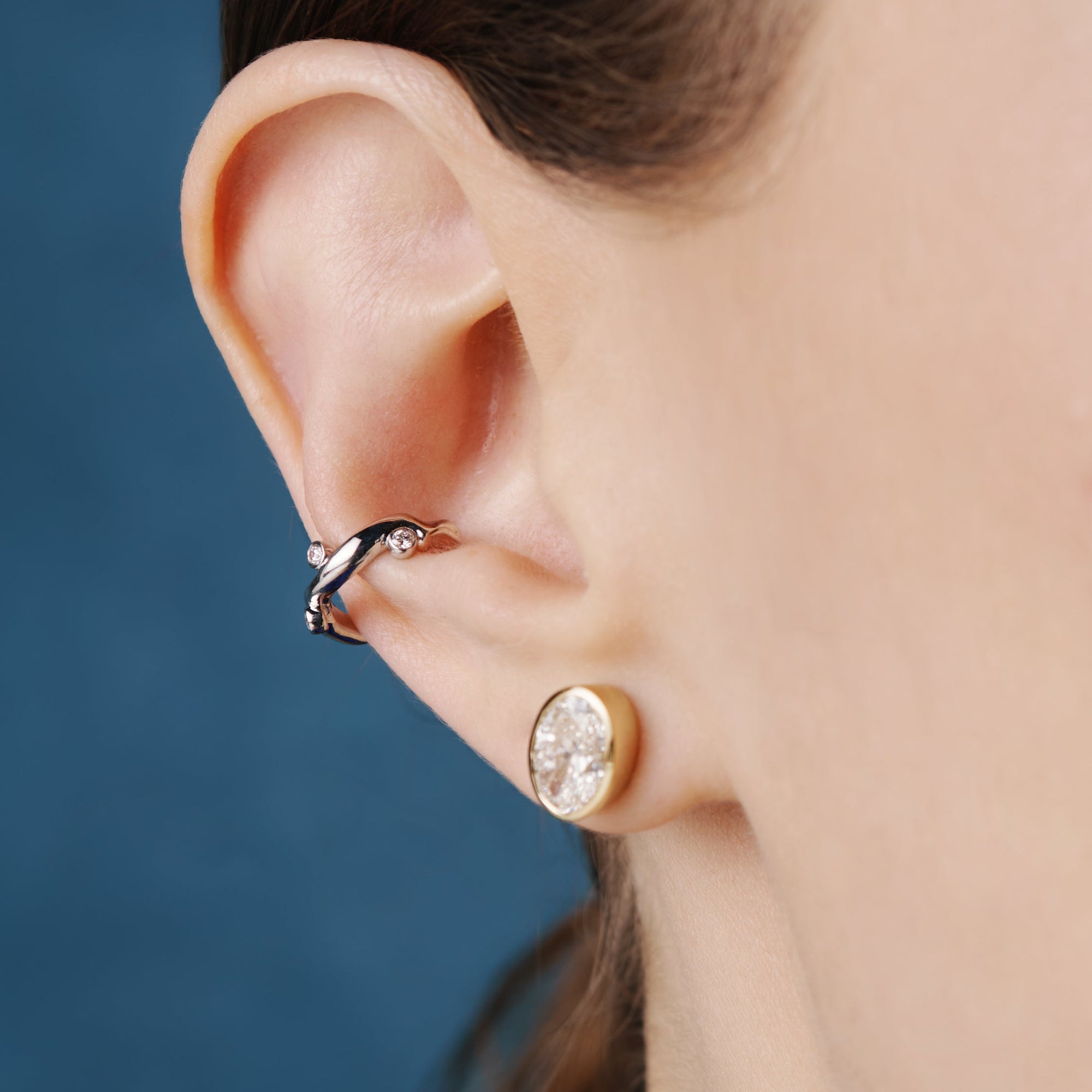 Rose Gold Ear Cuff with Diamonds "Bare Souls. Sole-Thread"