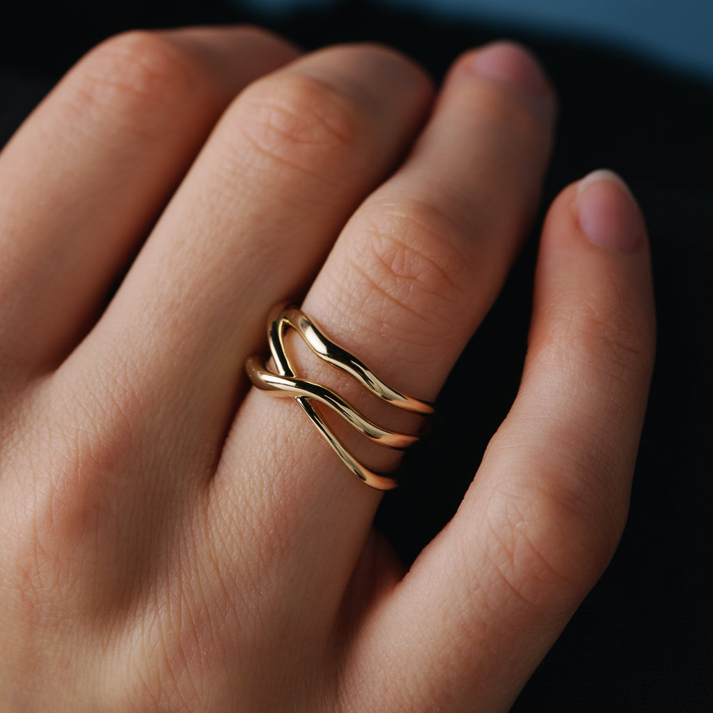 Geltono aukso žiedas „Bare Souls. Three-Shank"