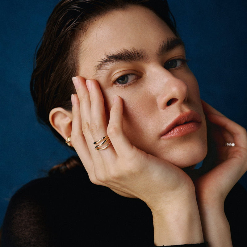 Yellow Gold Ring "Bare Souls. Three-Shank"