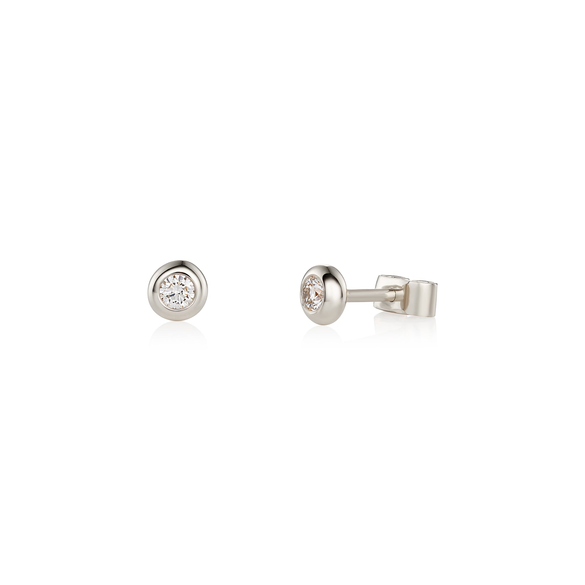 White Gold Stud Earrings with Diamonds