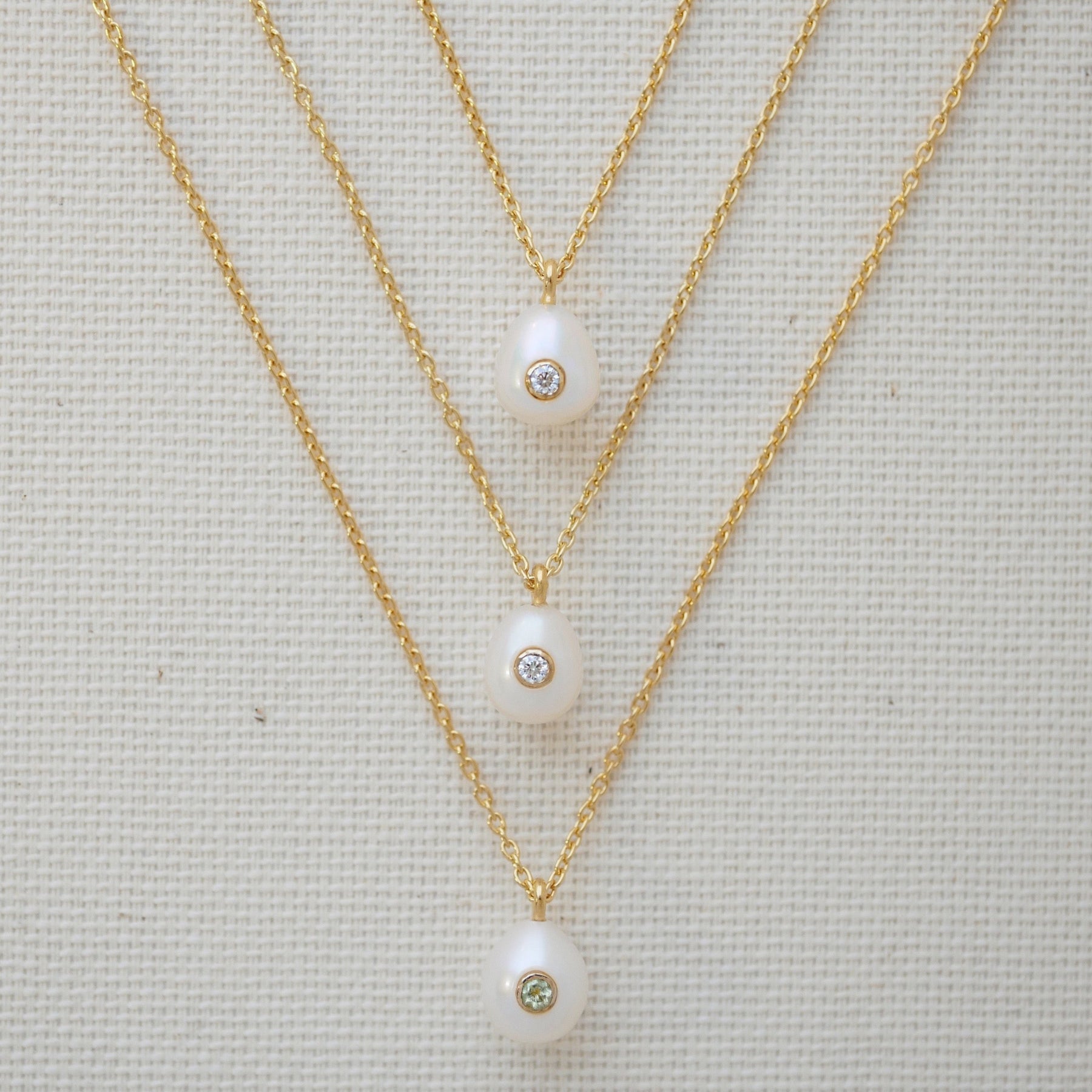 Gold Plated Silver Necklace with Pearl and Moisanitte "Fiona"