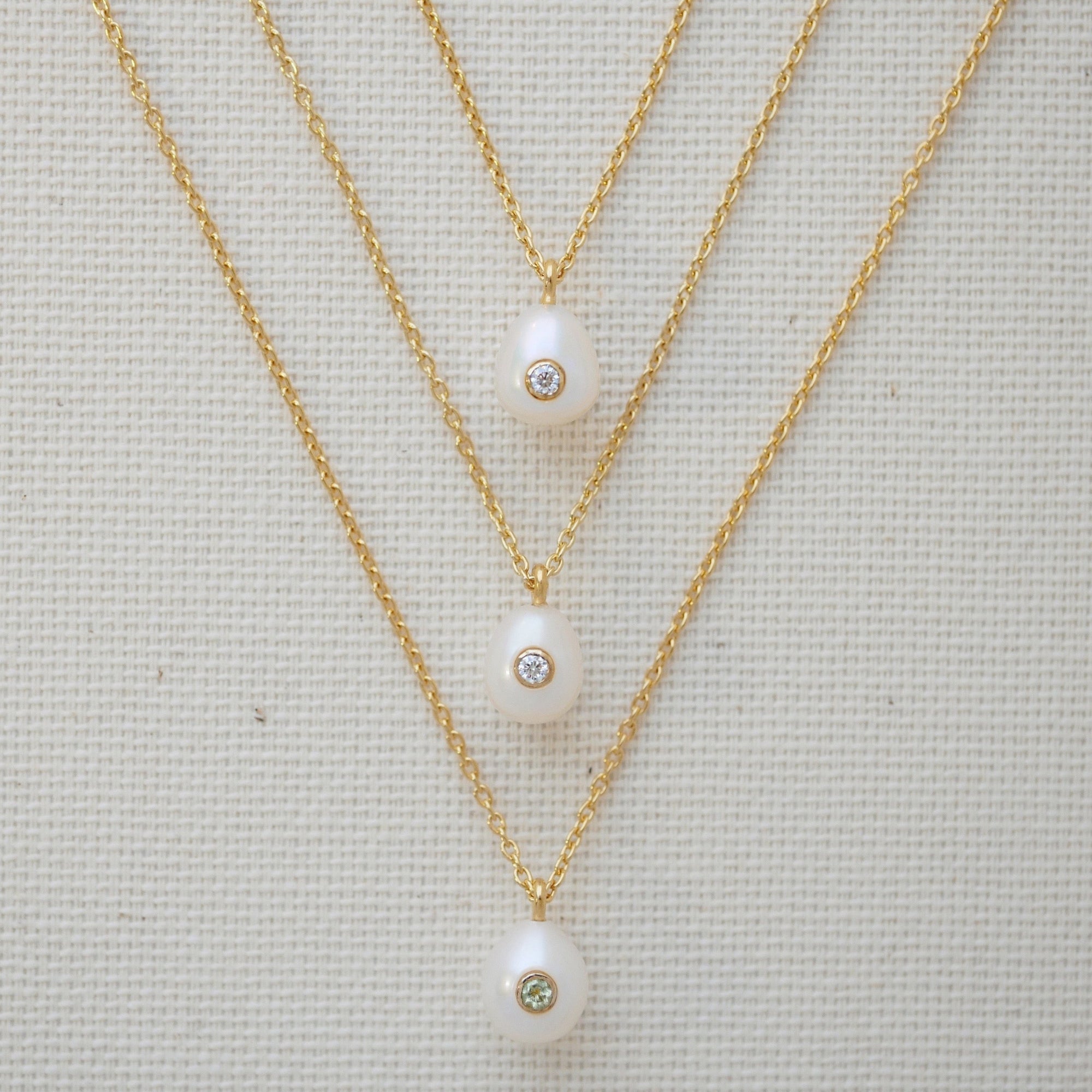 Gold Plated Silver Necklace with Pearl and Moisanitte "Fiona"