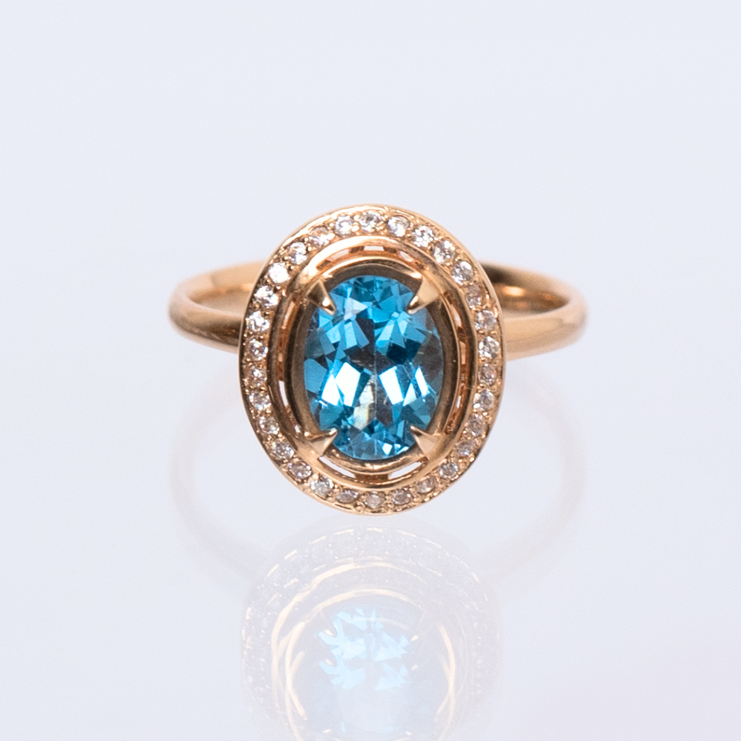 Yellow Gold Ring with Zircon