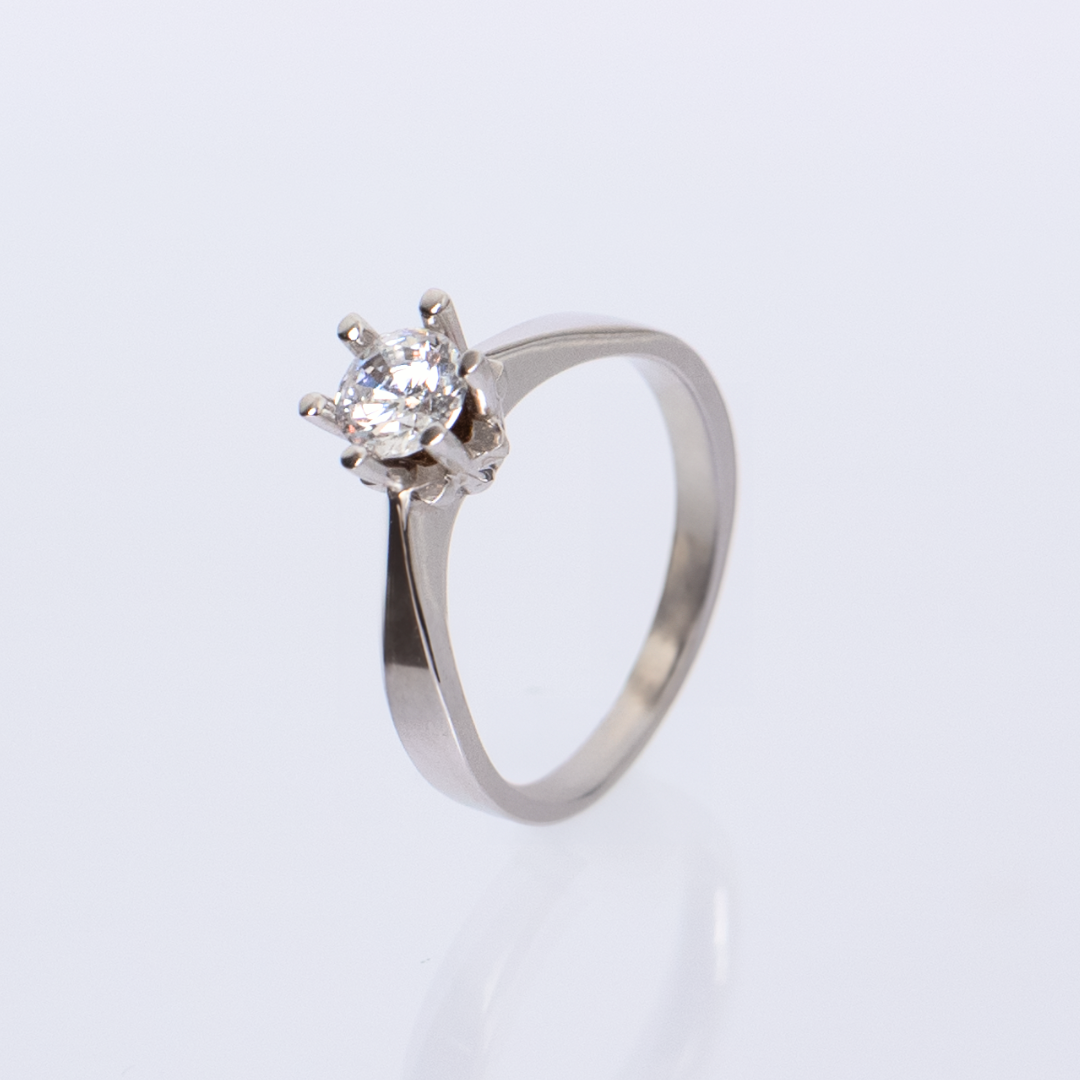 White Gold Ring with Zircon