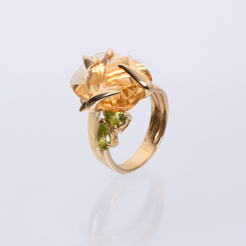 Yellow Gold Ring with Citrine