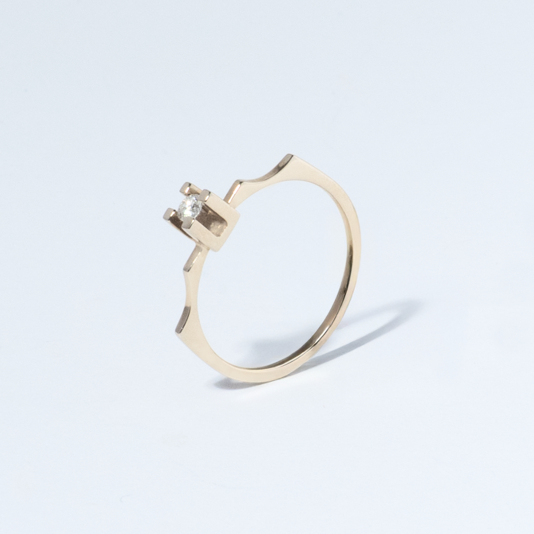 White Gold Ring with Diamond
