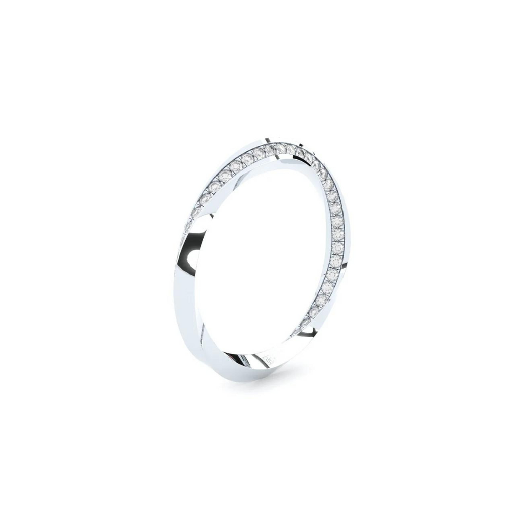 White Gold Ring "Tiny Clash Torsion"