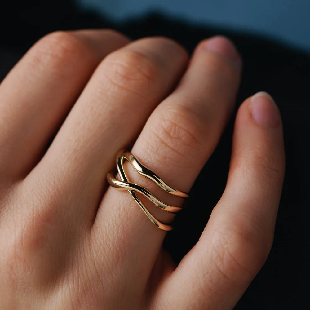 Yellow Gold Ring "Bare Souls"