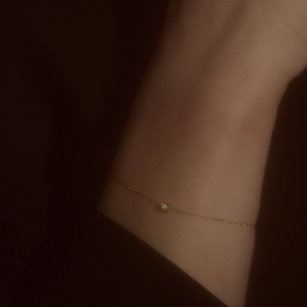 14k Yellow Gold Basic Bracelet with Diamond