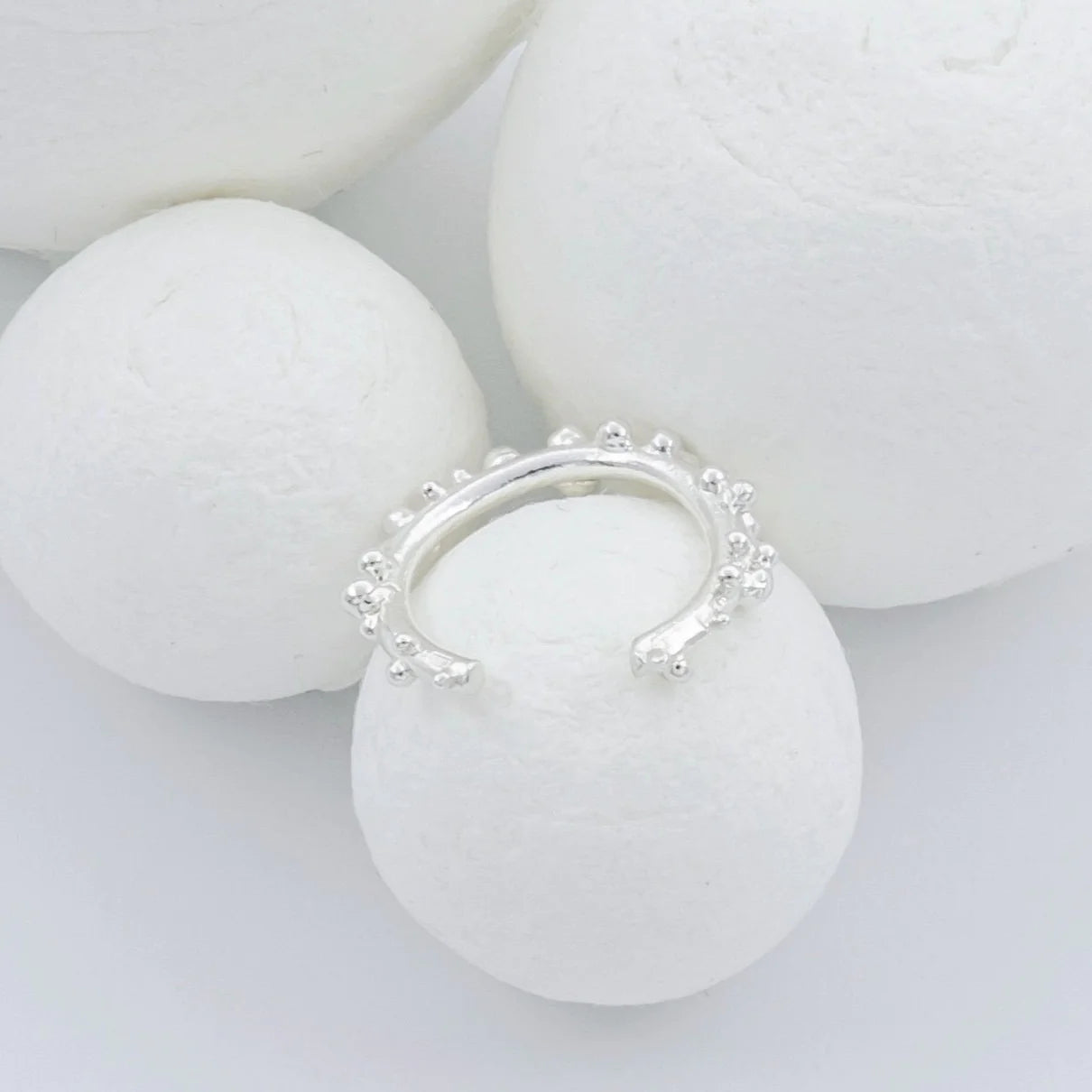 Silver Ear Cuff "Coral Circle"