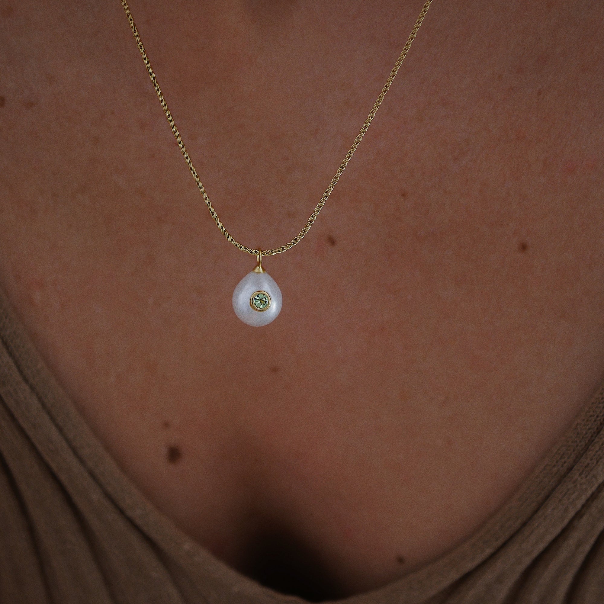 Gold Plated Silver Necklace with Pearl and Peridot "Pomona"