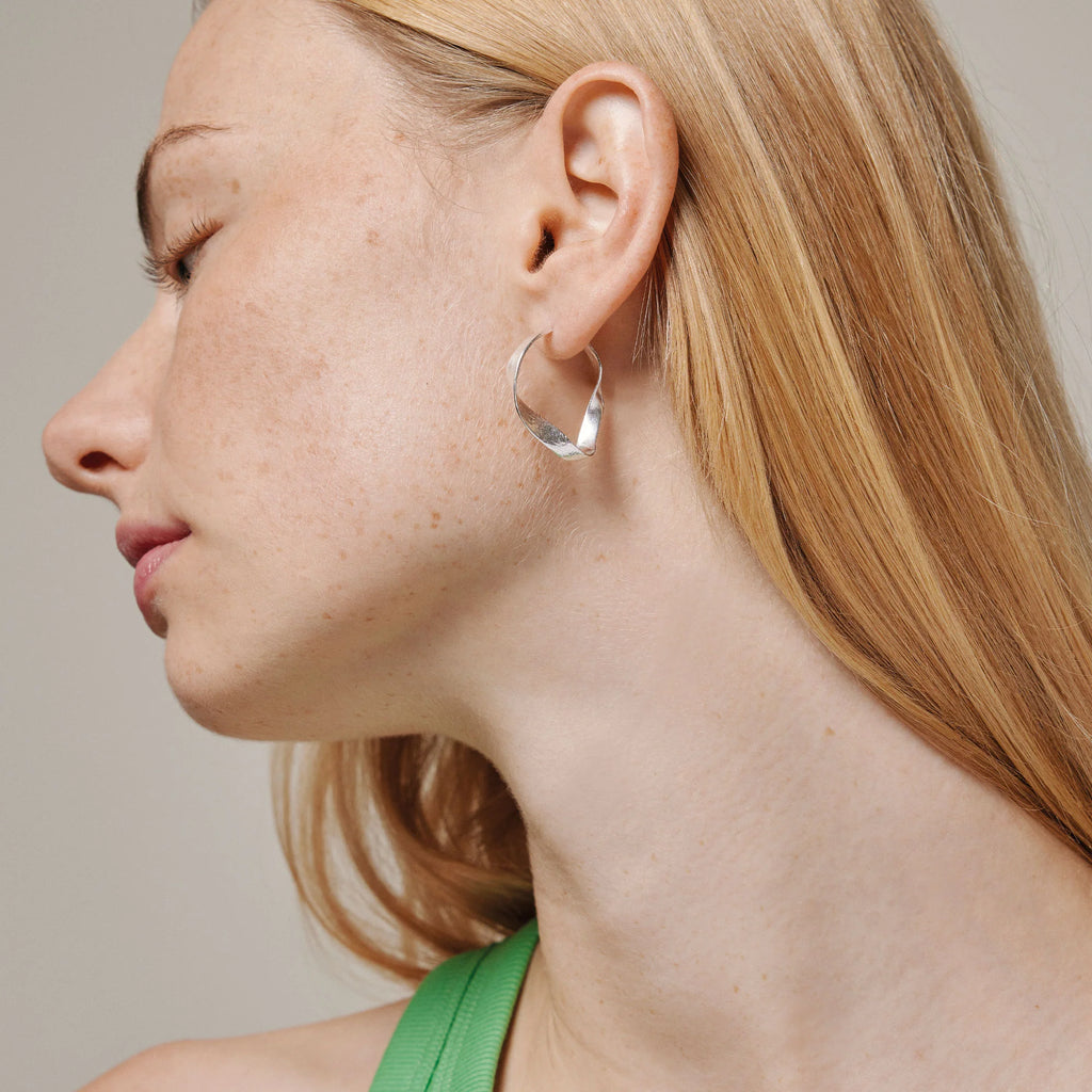 Silver Hoop Earrings "Scarlet"