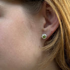 Sidabriniai auskarai su peridotu „By the Nature“