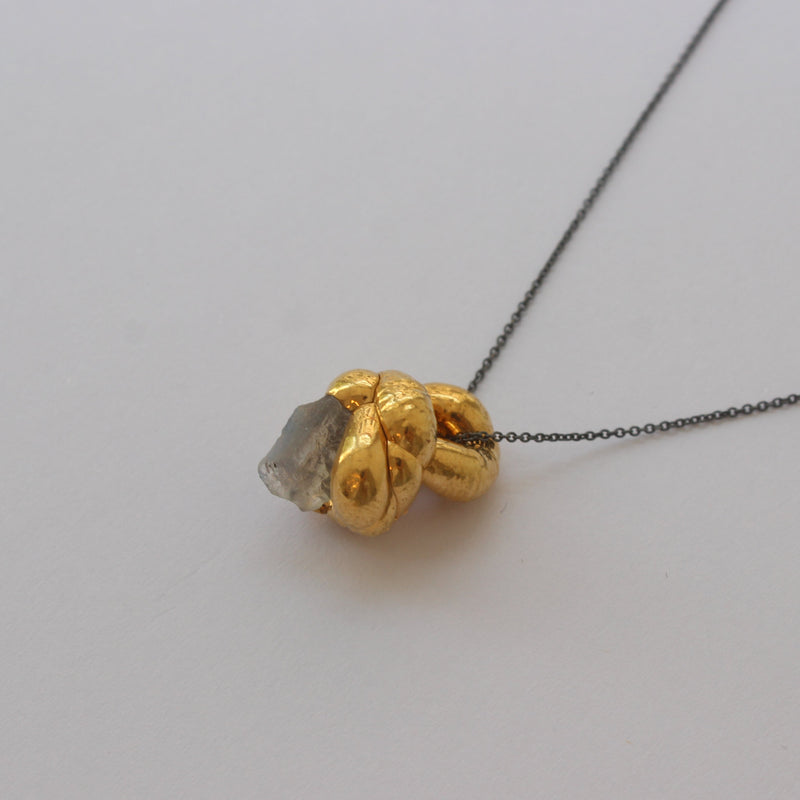 Gold Plated Silver Necklace "Labradorite Blink"