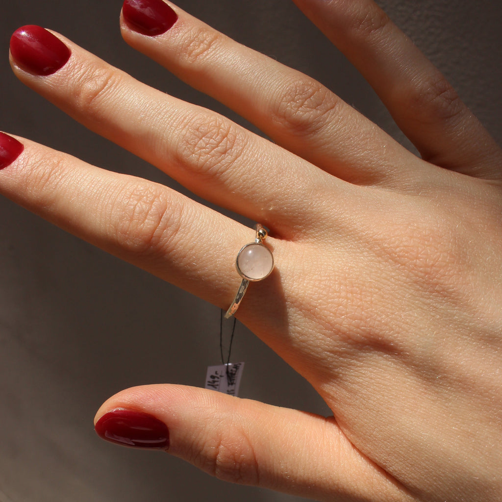 Silver & Quartz Ring "Feel Pink"