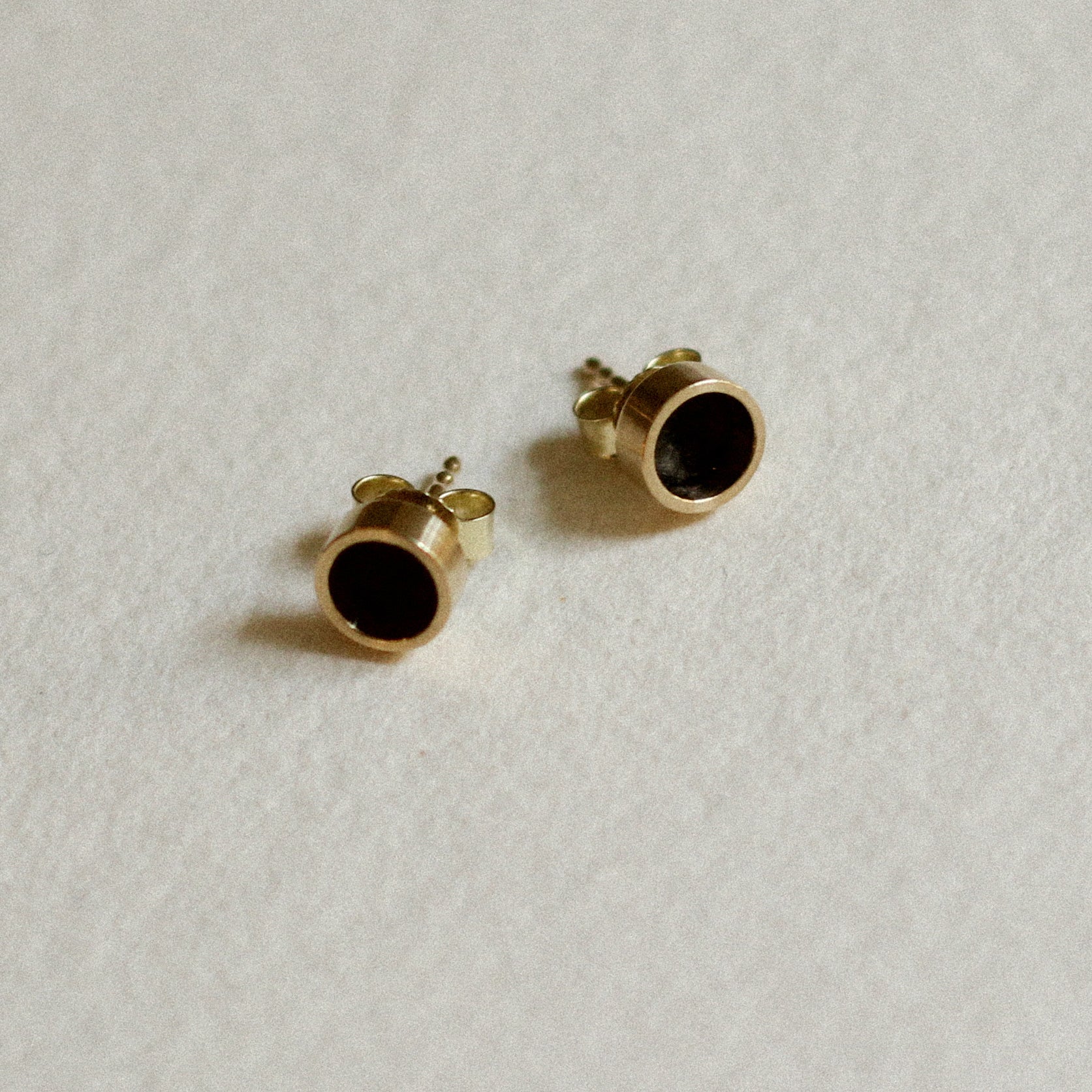 Gold Studs with Black Niobium