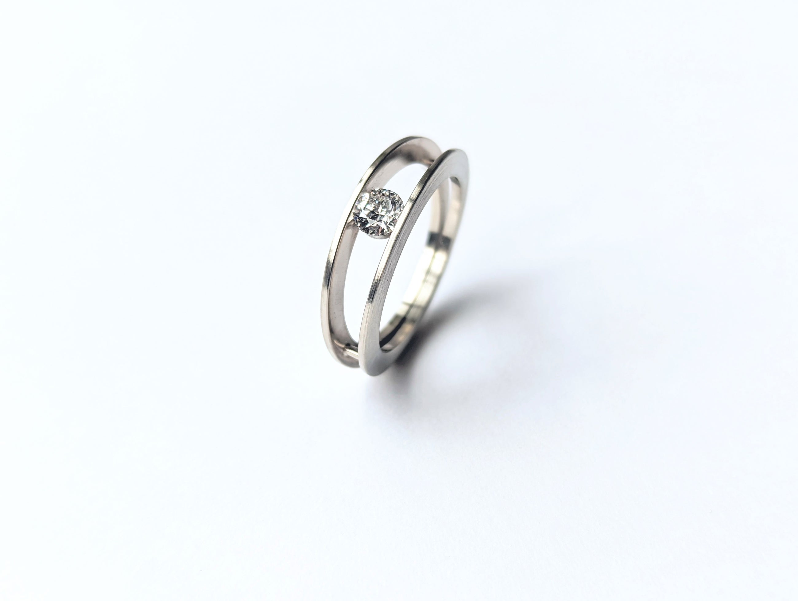 White Gold Ring "OBsess"