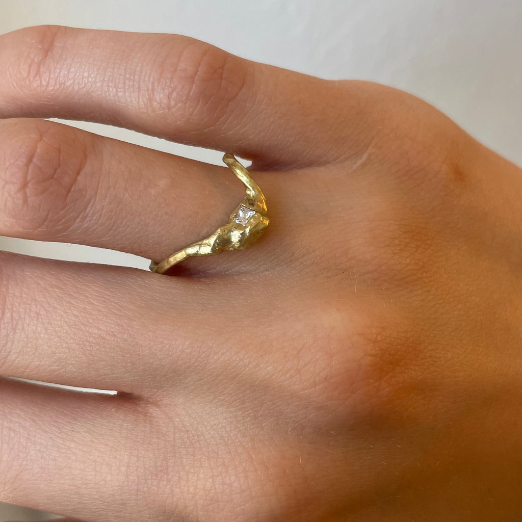 Yellow Gold Ring "Whispers of Selene" with Diamond