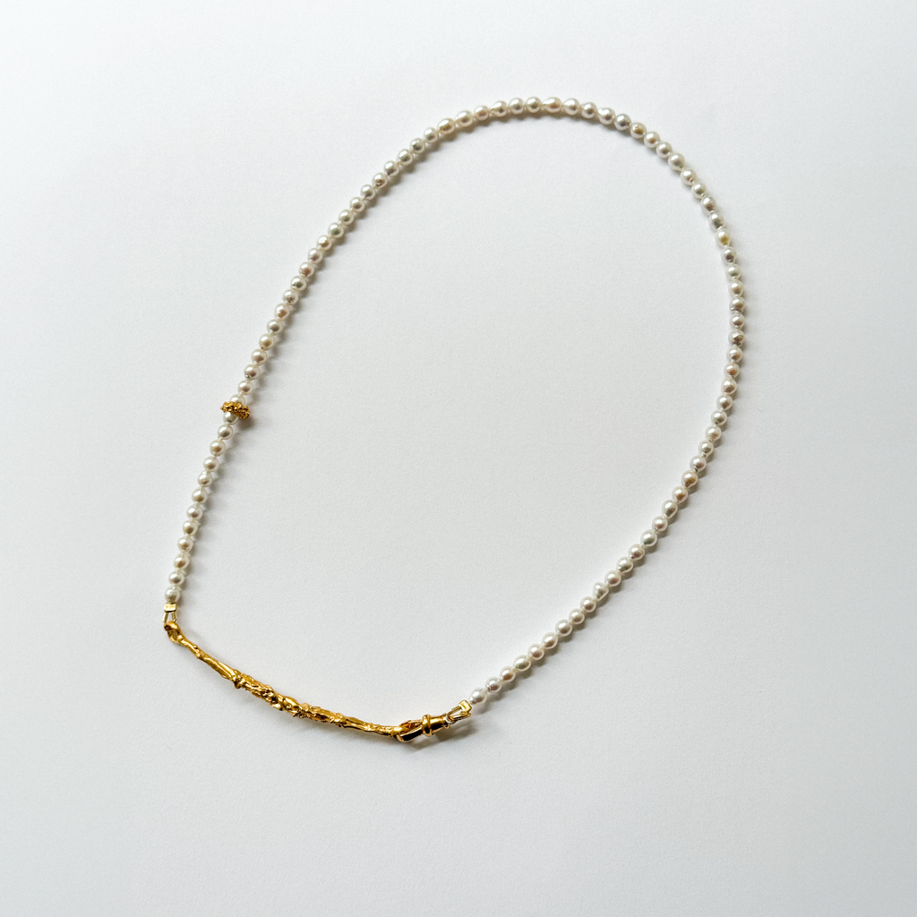 Gold Plated Pearl Necklace "New Winds"