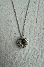 Silver Necklace with Peridote "By the Nature"
