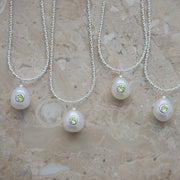 Silver Necklace with Pearl and Peridot "Pomona"