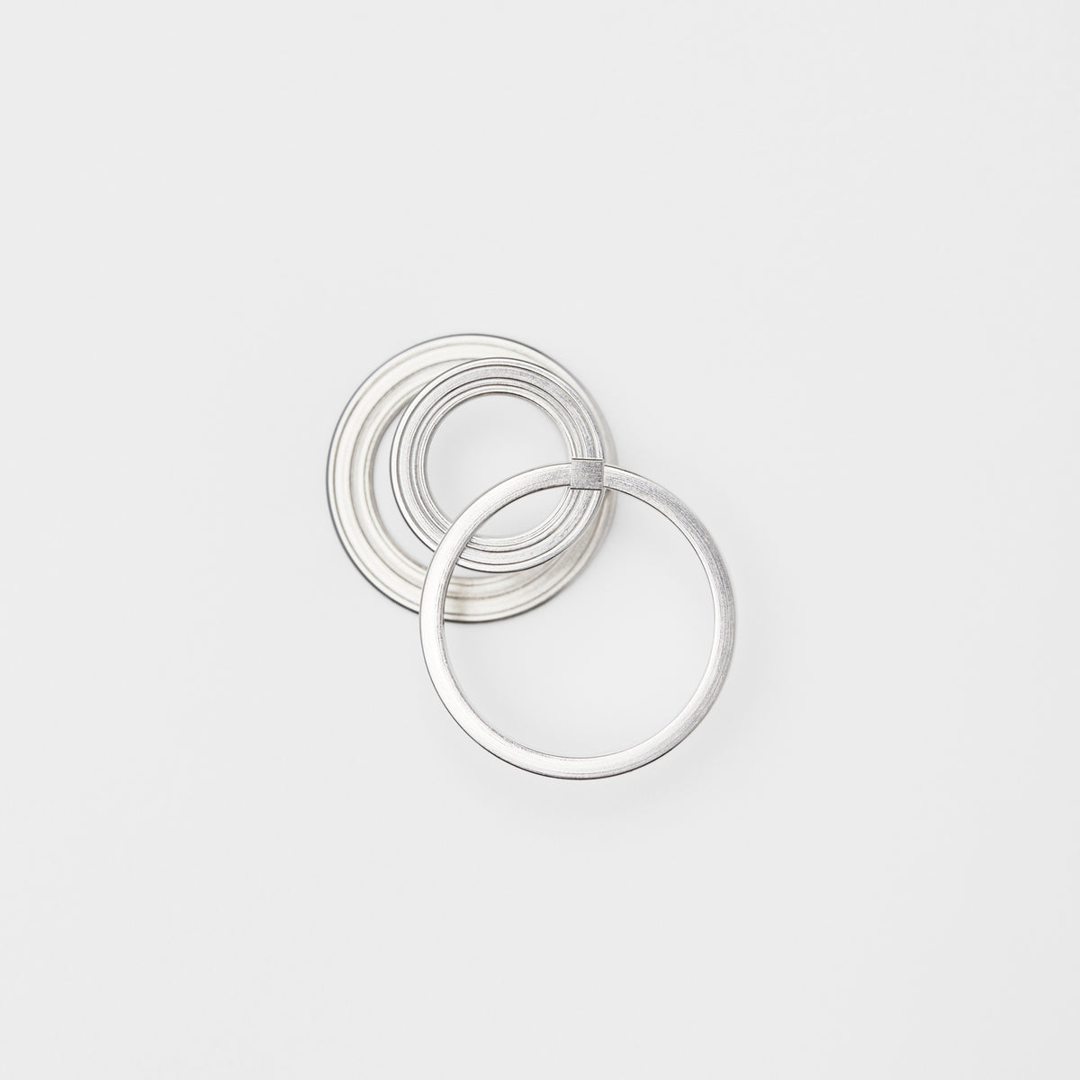 Sidabriniai auskarai „Orbit Dual C-Line"