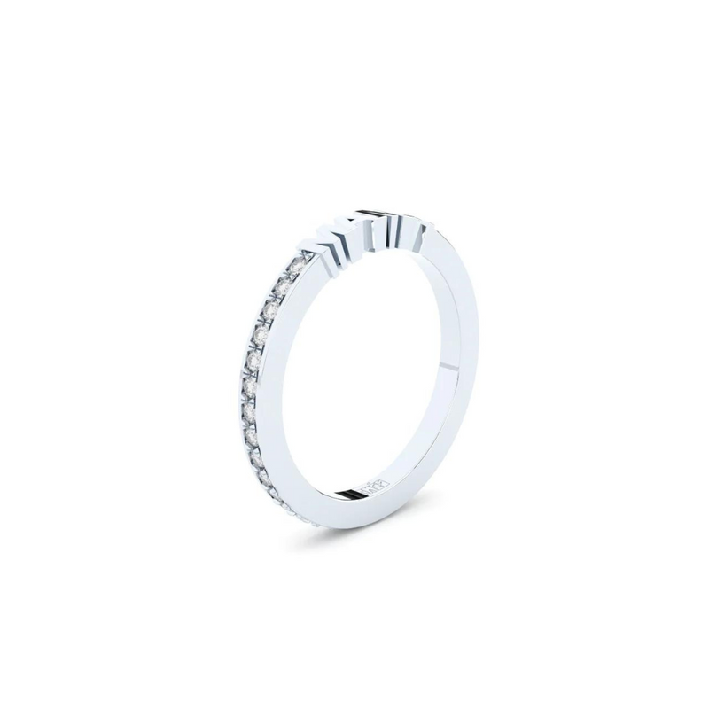 White gold & diamonds band with word Mama by Formes.