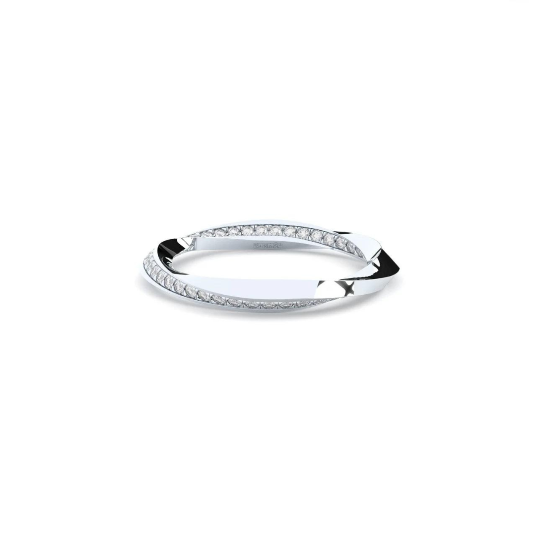 A white gold ring featuring a torsion band design with inset laboratory-made diamonds.