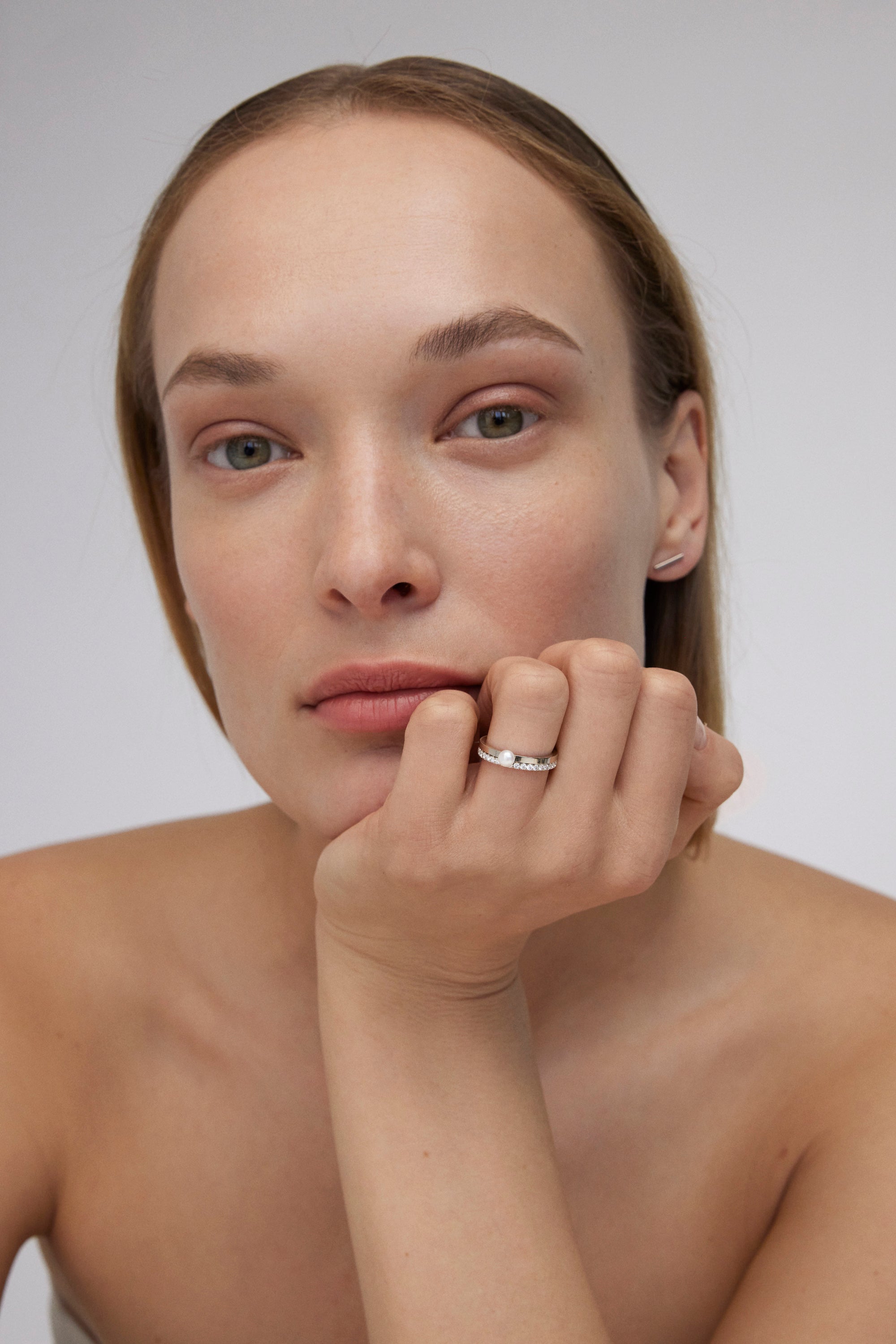 Yellow Gold Ring with Pearl "Pearl Diver"
