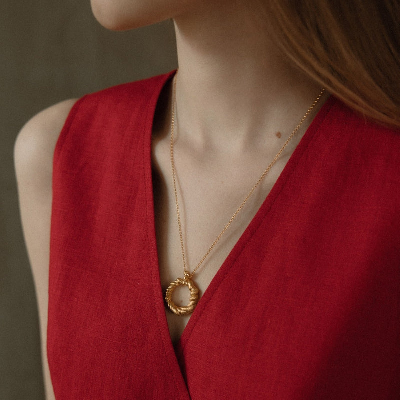 Gold Plated Silver Necklace "Inception Golden Motion"