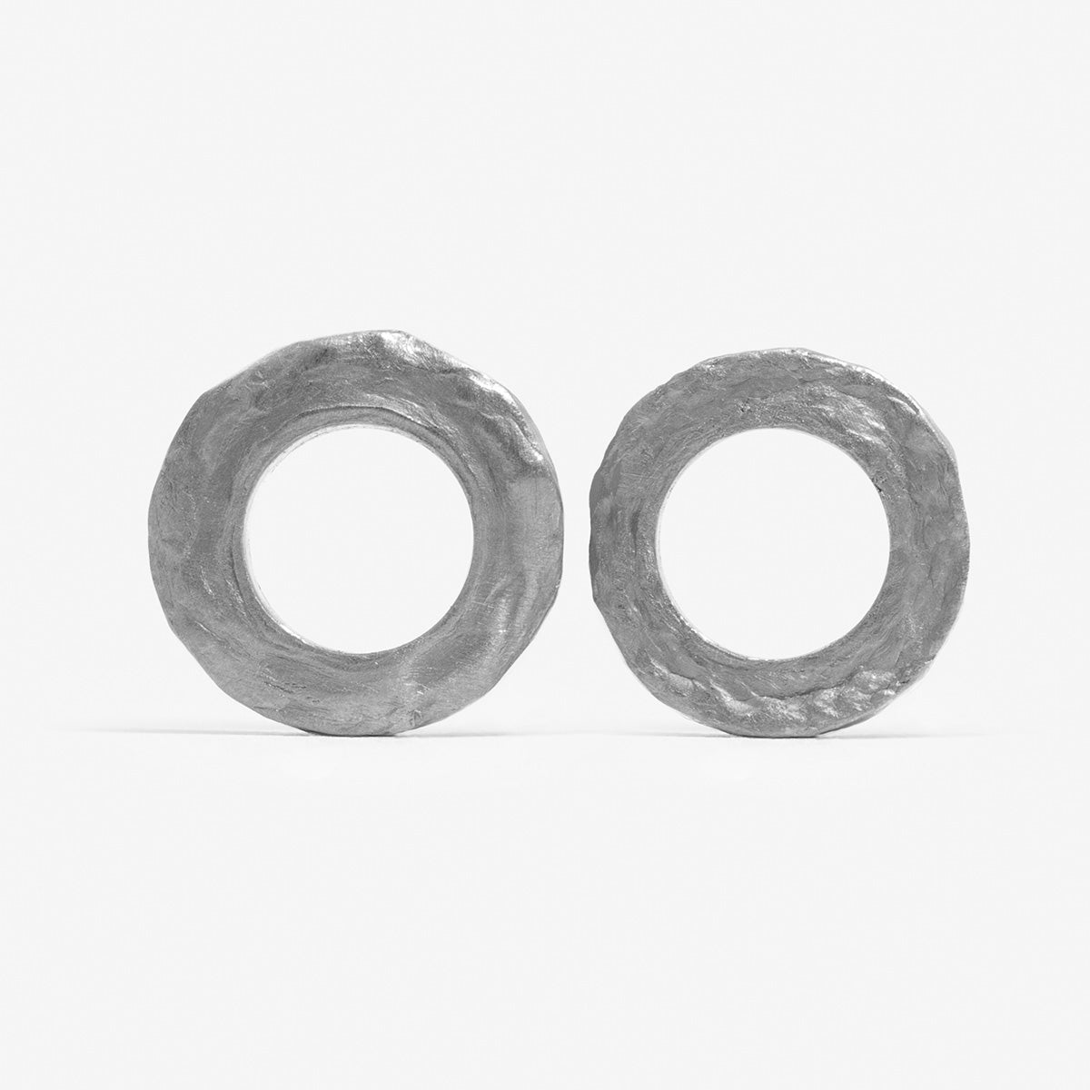 Hand-Forged Seamless Platinum Ring
