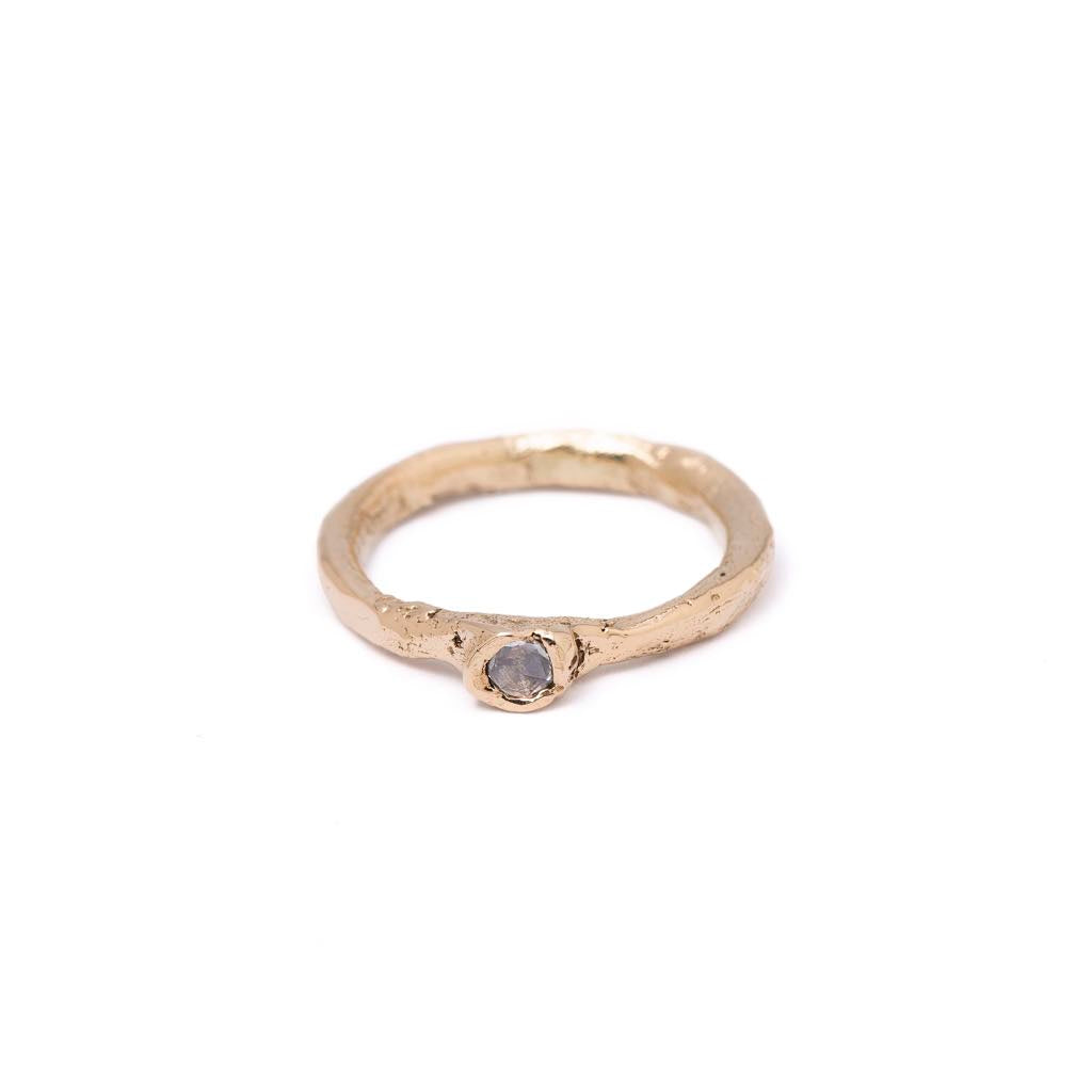 Yellow Gold & Diamond Ring "Body"