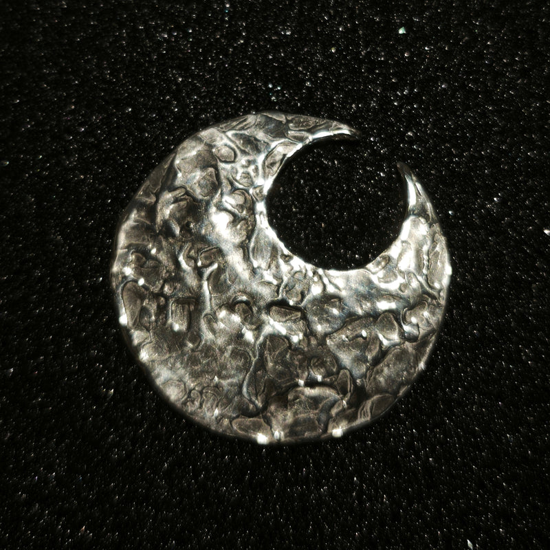 Sidabrinis auskaras "Luna"