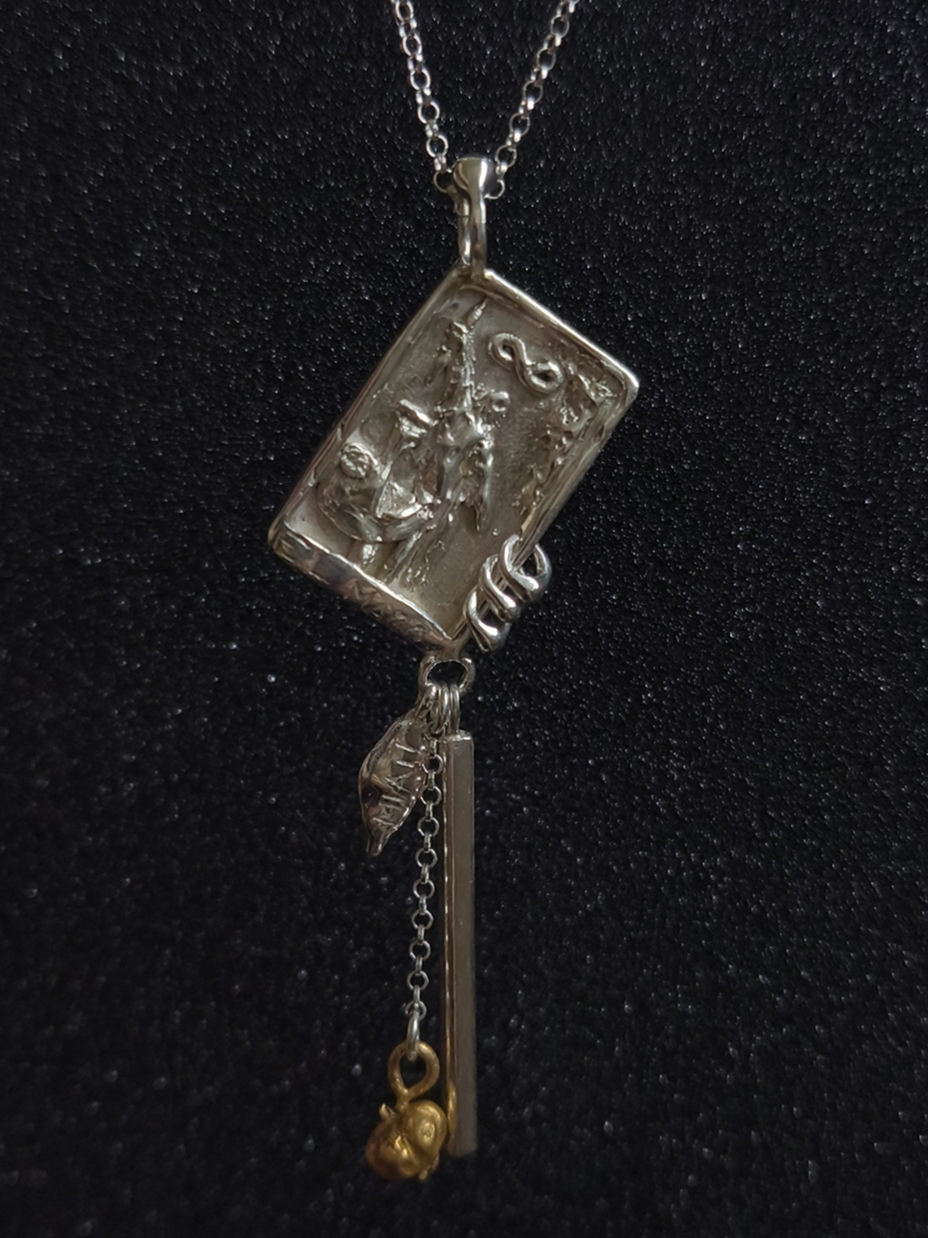 Silver Necklace "Lucky Charm. El Mago"