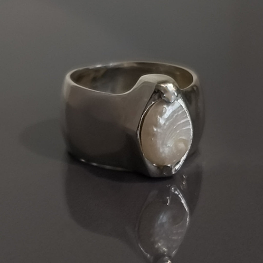 Silver Ring "Sea Bean"