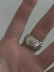 Sidabrinis žiedas su moisanitais „Poppy“