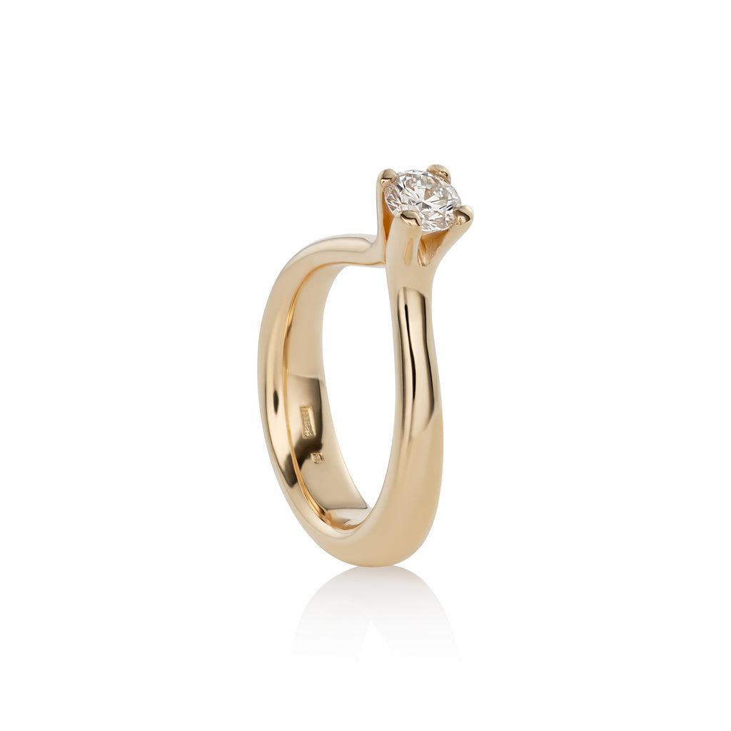 14k Yellow Gold Ring with Diamond