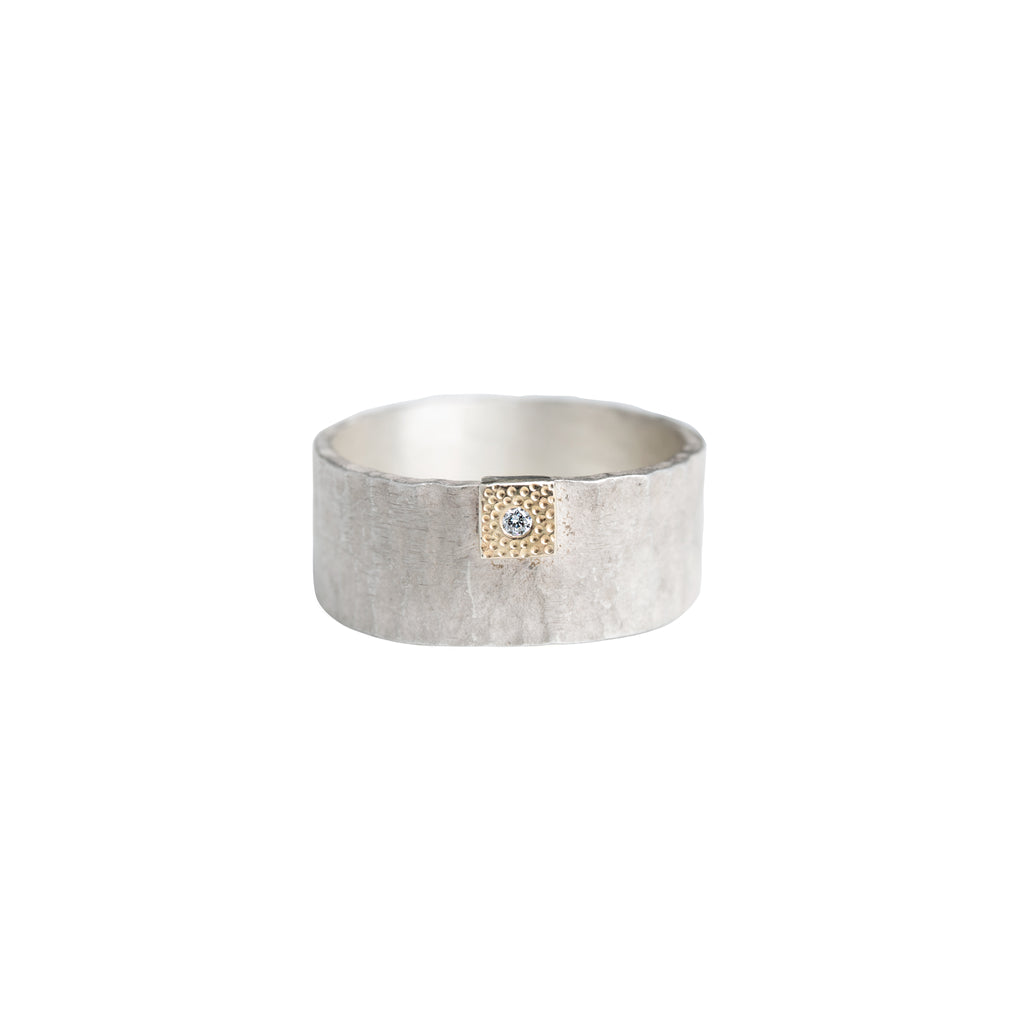 Wide Silver Ring With Diamond