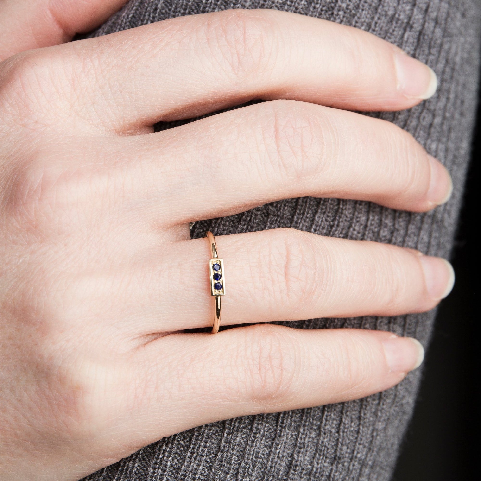 Rings - Gold Ring "Minus" With Blue Sapphires